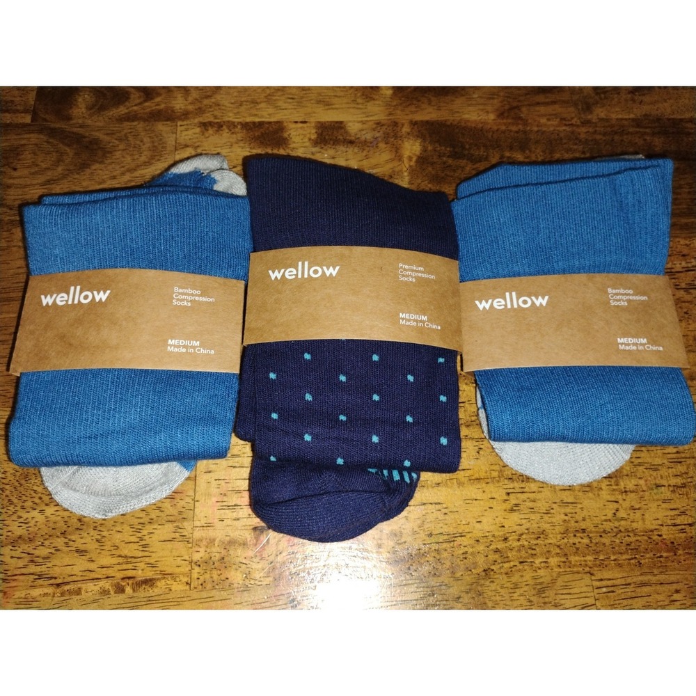 NEW Wellow Premium Compression Socks Medium (LOT OF 3 )